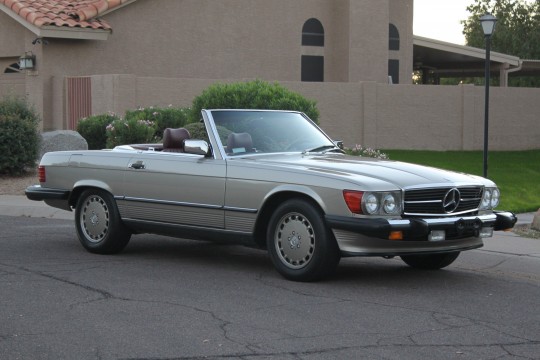 1988 Mercedes Benz 560SL image